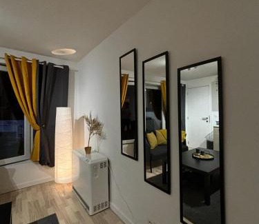 Huy Apartment | grand studio Huy centre