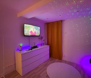 Huy Apartment | grand studio Huy centre