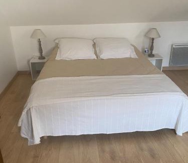 Baugy Apartment | Grand studio lumineux à 10 min de Compiègne