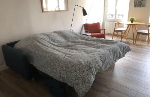 Quartier Sainte-Avoye Apartment | Grand studio - Marais - Pompidou