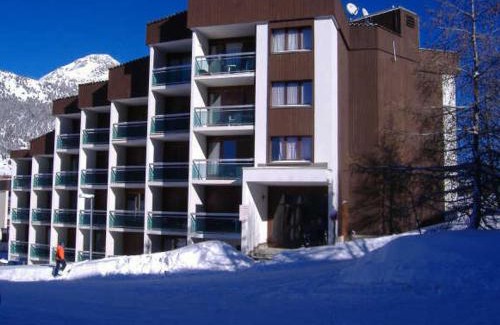 Montgenevre Apartment | Grand studio skis aux pieds avec balcon et belle vue - Montgenèvre - FR-1-445-178