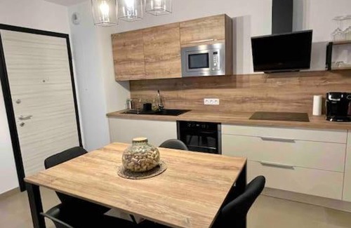 Borgo Apartment | Grand T2 avec parking gratuit