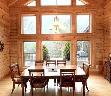 Tellico Plains House | Grand View Home with 360 Degree Mountain View