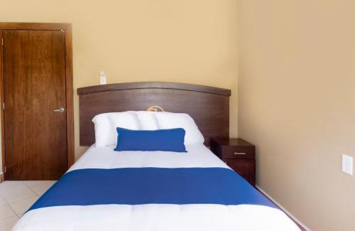 Colinas de Santiago Hotel | Grand View Suites