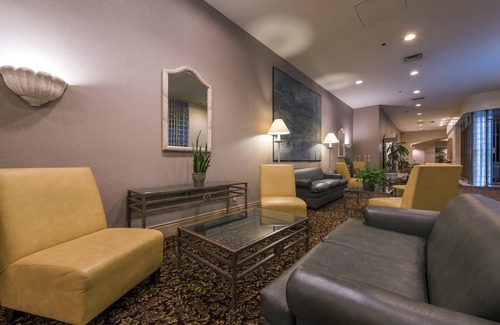 Simi Valley Hotel | Grand Vista Hotel