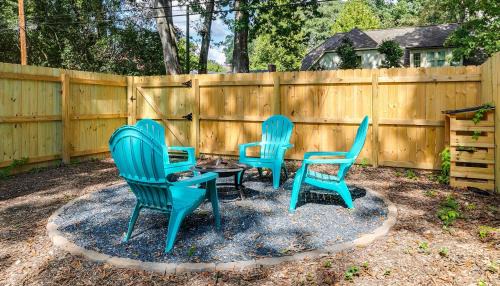 Richmond House | Grand4 historical family house in Scotts' Addition fire pit private parking