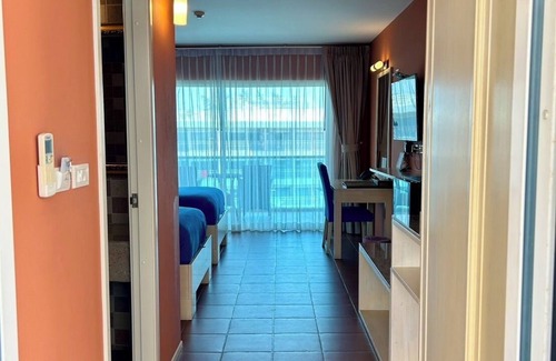 Kram Hotel | GrandBlue Resort