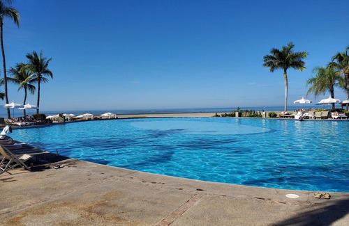 Bucerias Hotel | Grande Bliss Studio, Nuevo Vallarta for November7-28,2021