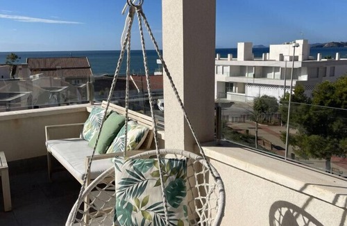 Los Puertos Apartment | Grande corner villa in Isla Plana by the sea