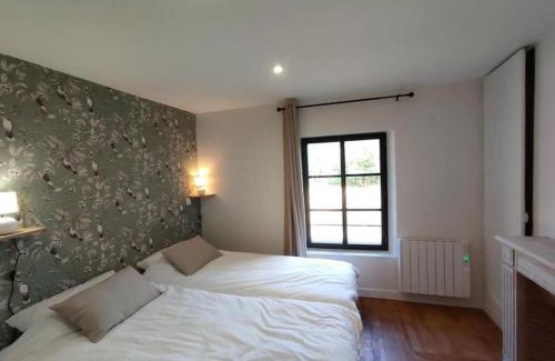 Saint-Jean-du-Cardonnay Villa | grande maison de campagne