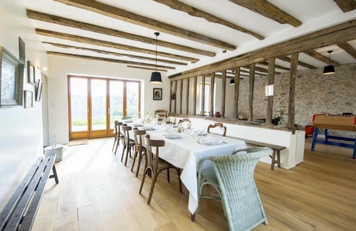 Badecon-le-Pin House | Grande Maison avec terrasse et proche rivière en Berry - FR-1-591-13