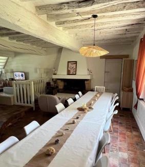 Rebais House | Grande maison avec piscine 13 couchages proche Paris