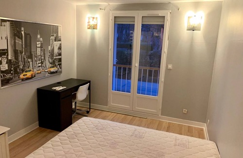 Cergy House | Grande Maison Cergy 4 Chambres - Region Paris - Jeux Olympiques 2024