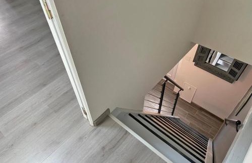 La Gonfriere Apartment | Grande maison de campagne avec cheminée et jardin, idéale pour familles ou amis - FR-1-497-182