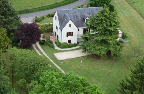 Conflans-sur-Anille House | Grande Maison de Campagne avec Jardin Clôturé, Pétanque et Ping-Pong - Idéale Familles - FR-1-410-182