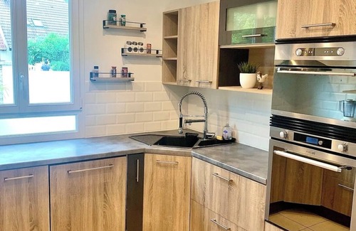 Ozoir-la-Ferriere House | Grande Maison Avec Piscine Entre Disney et Paris