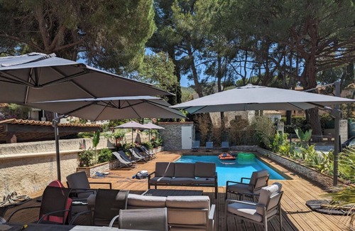 La Madrague Villa | Grande Maison Avec Clim & Piscine à 350m de la Plage