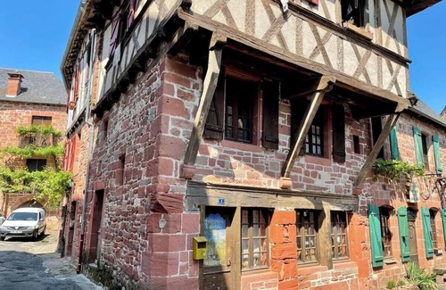 Meyssac House | Grande Maison pour 8 personnes - Bourg de Meyssac