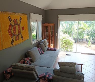 L'Etang-Sale Villa | grande villa étang salé les hauts