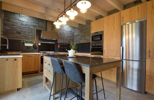 Bohon Villa | Grandeur Villa with Sauna & Jacuzzi in Durbuy