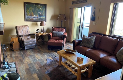 Sugar Mountain Condo | Grandfather Glory. A Luxury Condo With Spectacular View of Grandfather Mountain