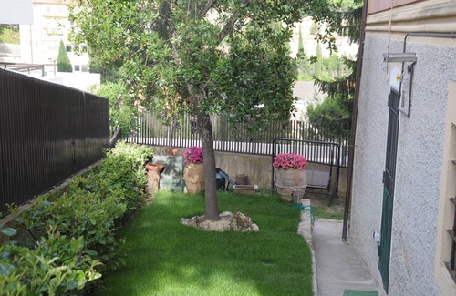 Perugia Apartment | Grandma Jenny Apartment: apartment with garden in the center of Perugia