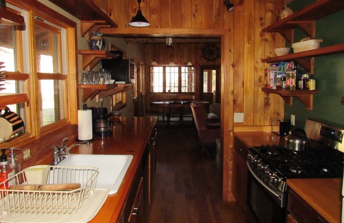 Tererro House | Grandolly's Dream Lonely Mountain Home