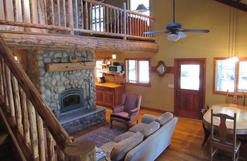 Tererro House | Grandolly's Dream Lonely Mountain Home