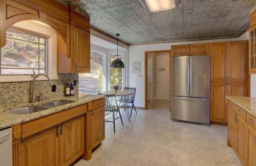 Pisgah Forest House | Grandview stunning mountain views near Brevard, single level, game room, fireplace, Biltmore Pass