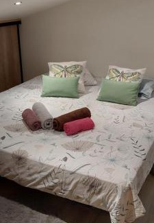 Lachapelle-sous-Aubenas Bed & Breakfast | Grange les Papillons