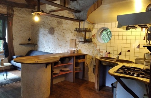 Saint-Christophe-Vallon House | Grange Rénovée en Pleine Nature