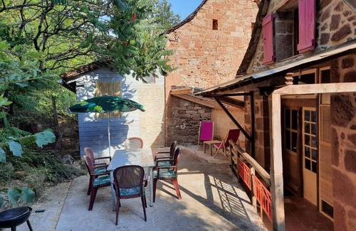 Saint-Christophe-Vallon House | Grange Rénovée en Pleine Nature