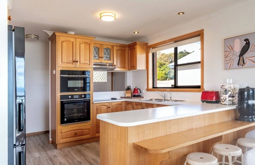 Coles Bay House | Granite Beach House - Freycinet Holiday Houses