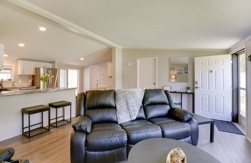 Grant House | Grant Home w/ Fire Pit: Hess Lake Access Nearby!