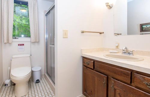 Rushville Cottage | Grapewood:"150 Feet of Pristine Sunny Beach"