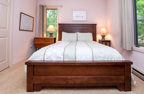 Rushville Cottage | Grapewood:"150 Feet of Pristine Sunny Beach"