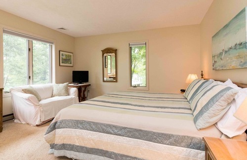 Rushville Cottage | Grapewood:"150 Feet of Pristine Sunny Beach"