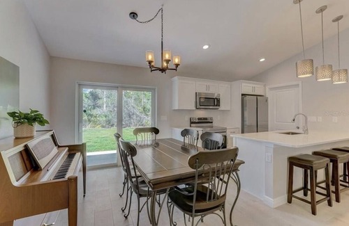 Port Charlotte House | Grate Escape