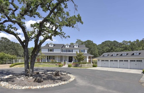 Sonoma House | Grateful Nest, in Sonoma