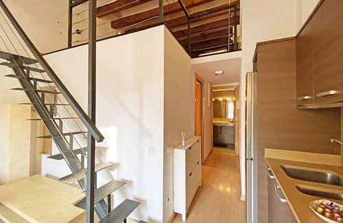 Hostafrancs Apartment | Gray House. Nice apartment next to Plaza España