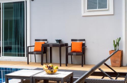 Bang Tao Villa | Gray pool villa phuket