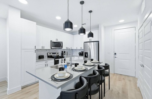 Fort Worth Condo | Grayson 12094 Luxury Living DT Fort Worth 2B2B