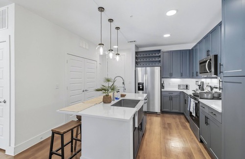 Downtown Fort Worth Condo | Grayson 13036 Luxury Living DT Forth Worth 2BD2B