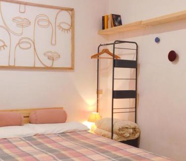 Pian di Novello Apartment | Graziosa Casetta Con Camino In Pietra e Giardino