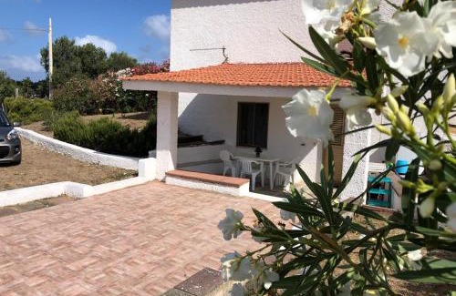 La Muddizza Apartment | Grazioso appartamento in villetta bianca