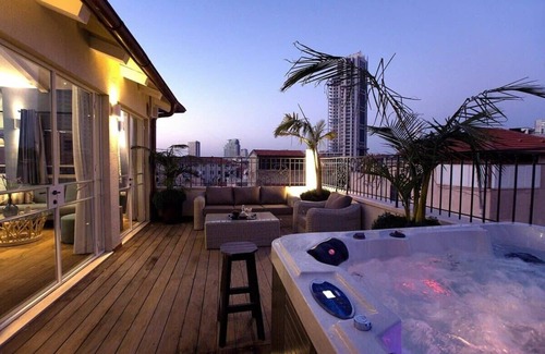 Neve Tzedek Apartment | Great 1BR Apartment Best Rooftop in Tel Aviv