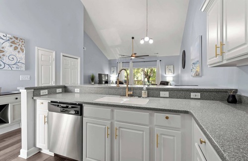 Little River Condo | Great 3 BR retreat at Village @the Glen