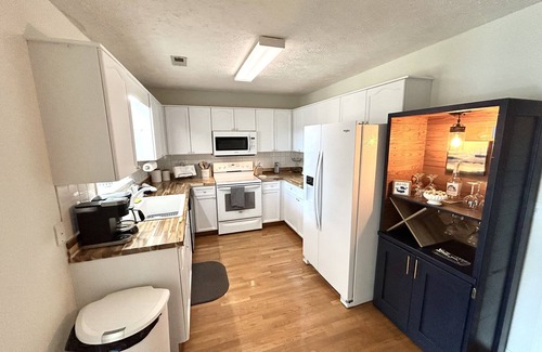 Boiling Spring Lakes House | Great 4 Golf! Waterfront House In Southport, Close To Beaches