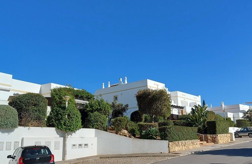 Vale de Centianes Apartment | Great apartment ideal for 7 Hanging Valleys walk & visiting the whole of Algarve