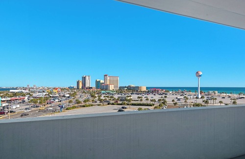 Pensacola Beach Condo | GREAT AVAILABLE DATES! PHOTOS COMING SOON!